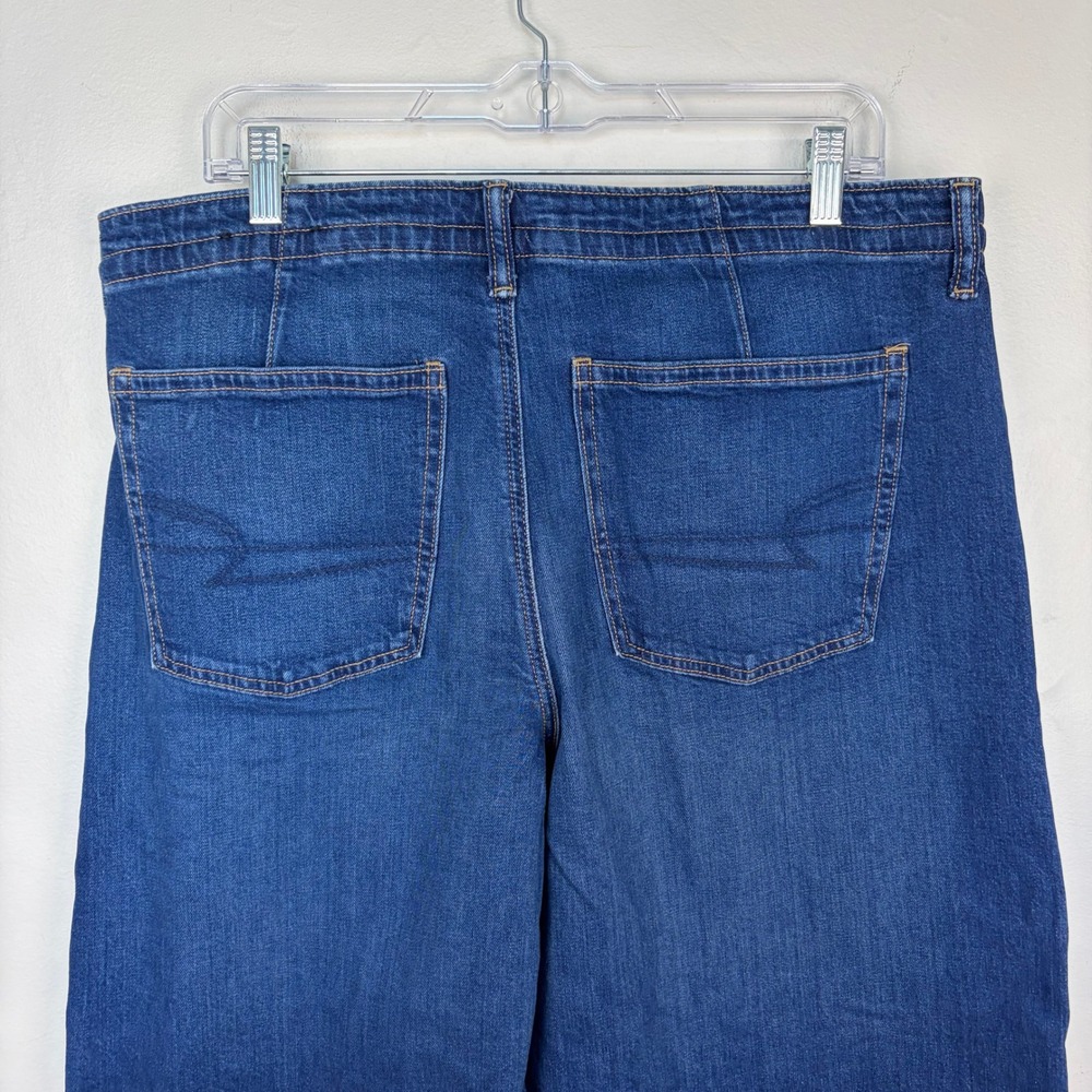 American Eagle Dreamy Drape Strigid Low-Rise Wide-Leg Jean Dark Size 12 X-Short - Picture 7 of 11